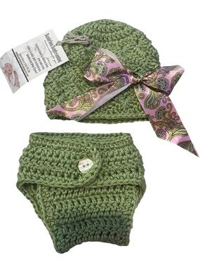 Handmade Green Crochet Baby Hat & Diaper Cover Set with Pink Paisley Bow
